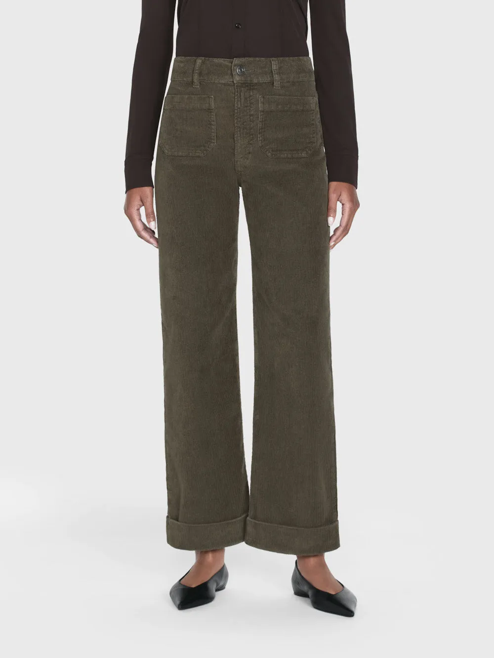 70er Jahre Cropped Wide Leg Cordhose -- Edles Militärgrün