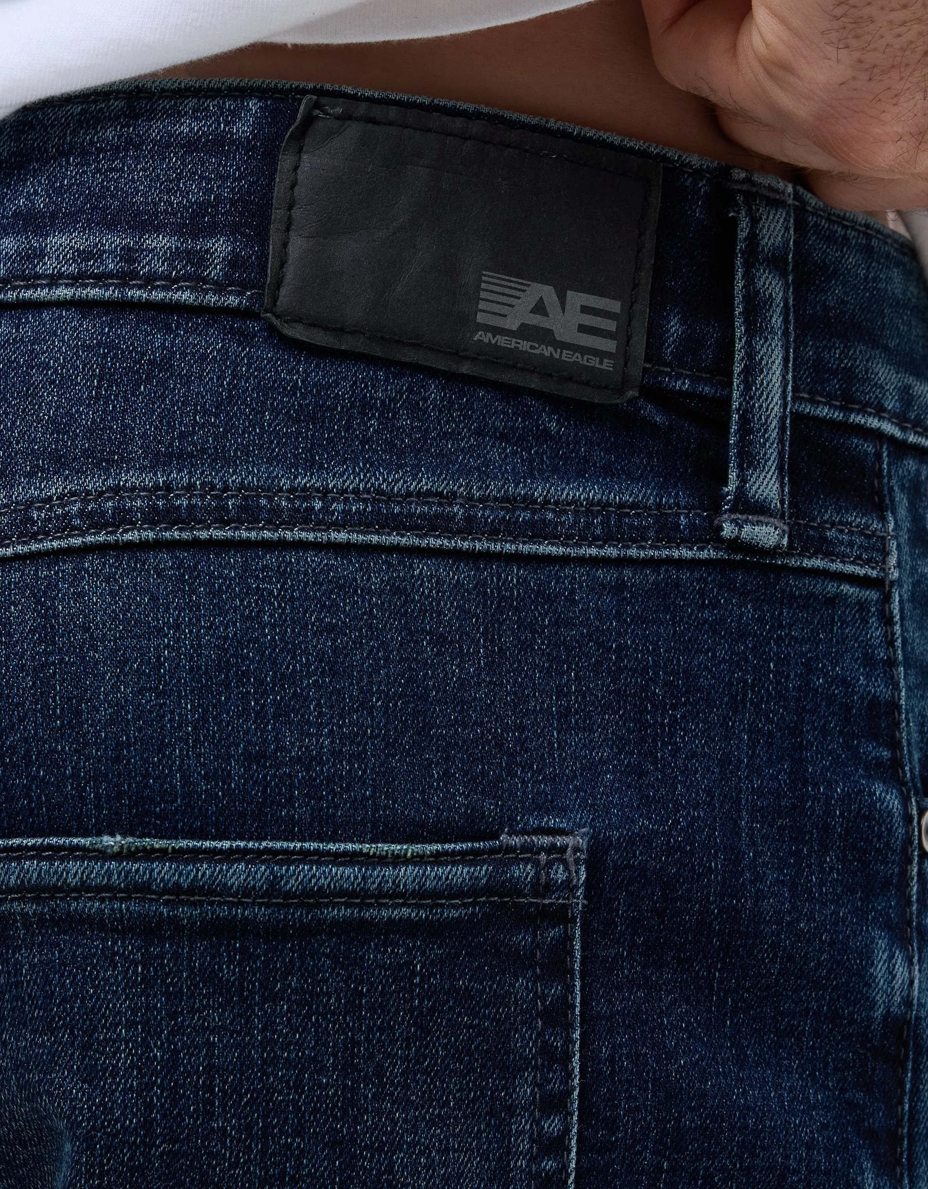 AE 24/7 AirFlex  Temp Tech Jeans im sportlichen Schnitt