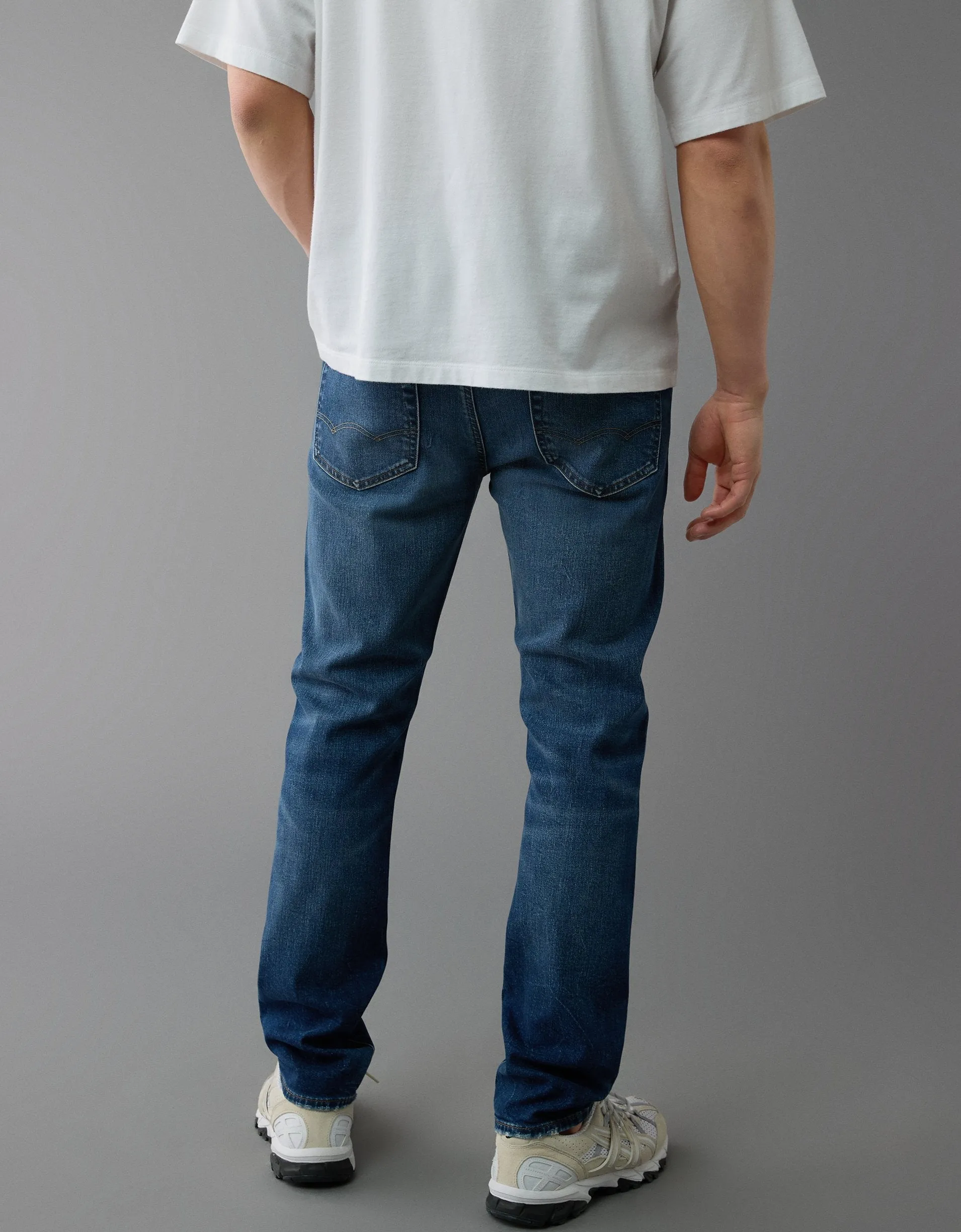 AE AirFlex  geflickte schlanke Jeans