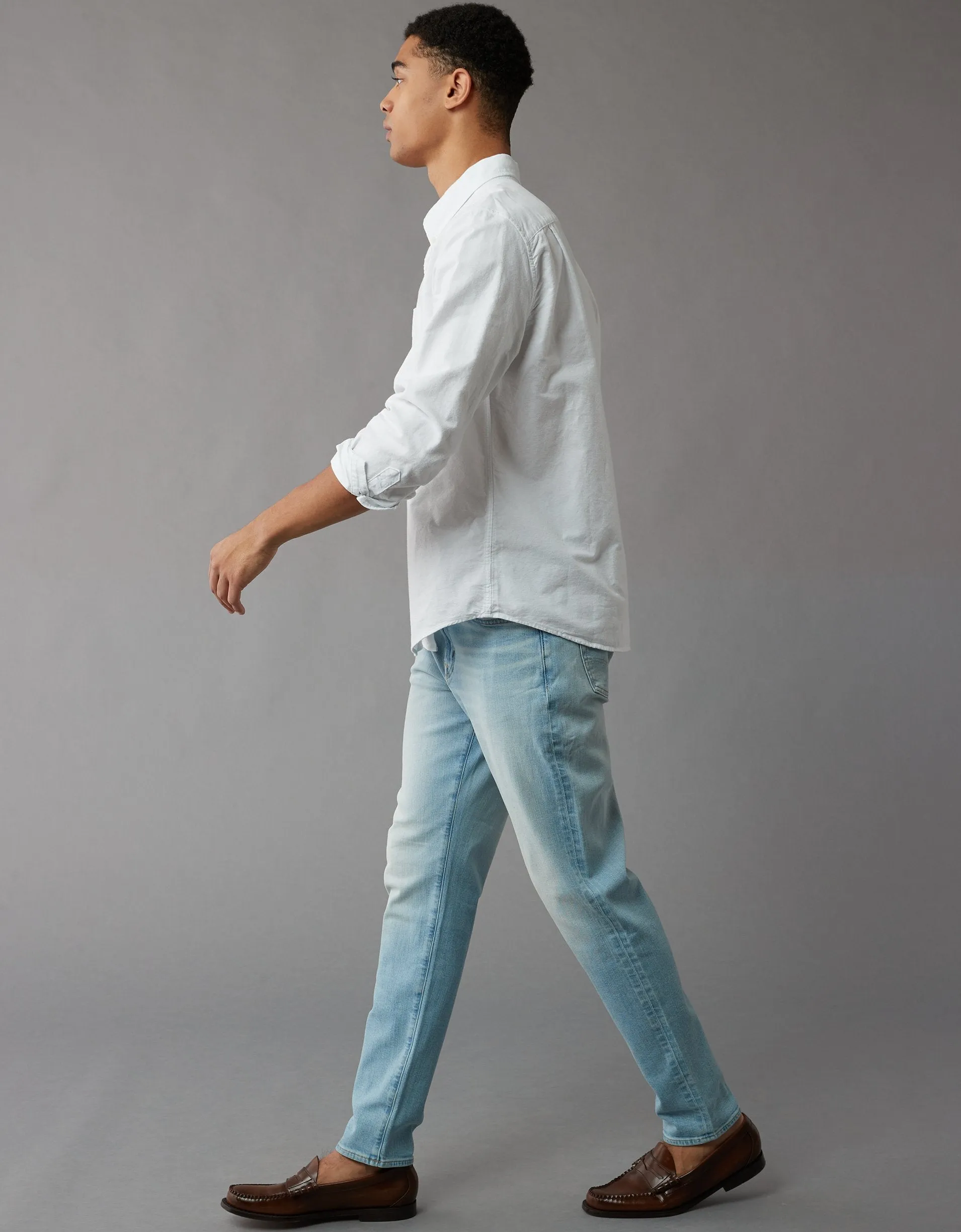 AE AirFlex  Entspannte Slim Jeans