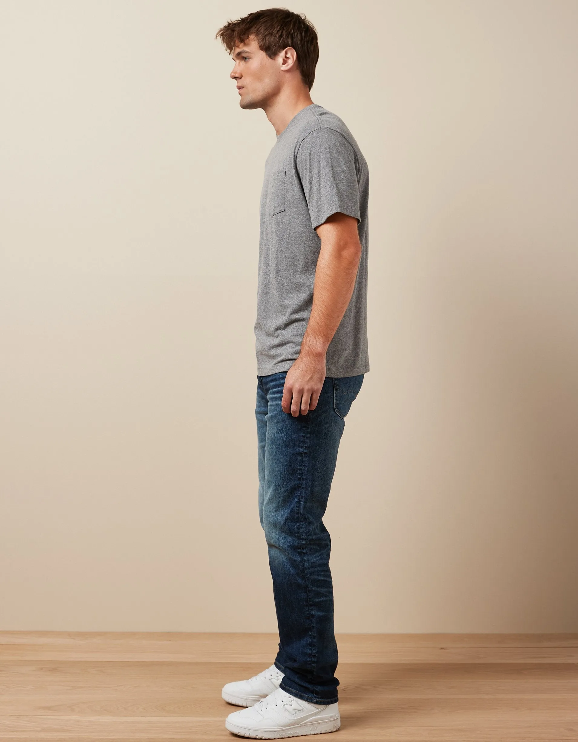 AE AirFlex  Temp Tech Sportliche Gerade Jeans