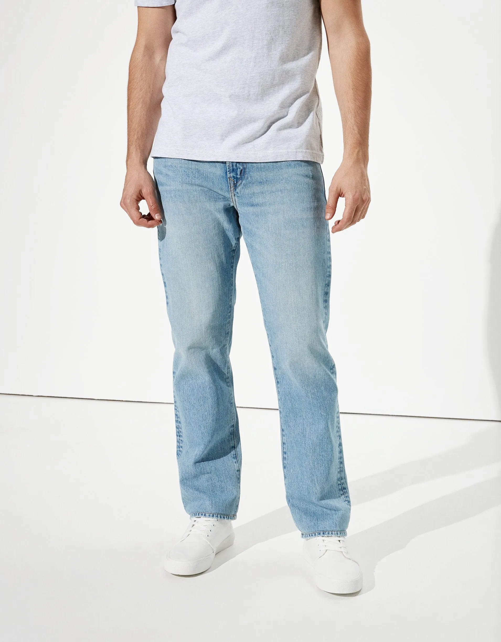 AE Relaxed Straight Jeans