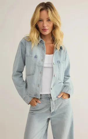 Denim-Jacke im Cropped-Style für den ganzen Tag