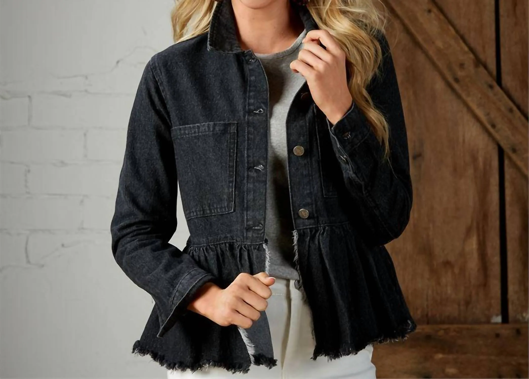 Banks Denim Jacke in Schwarz