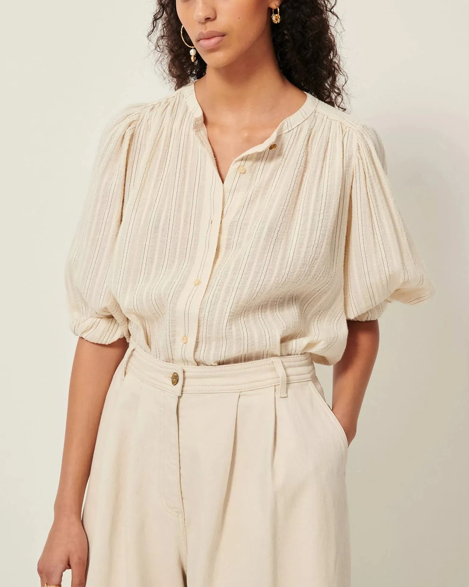 Bluse A View Sandcreme