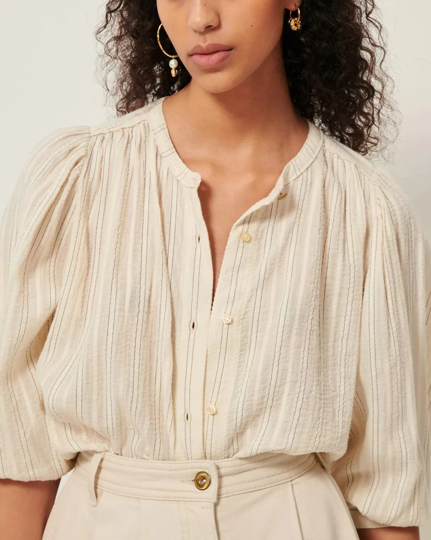Bluse A View Sandcreme