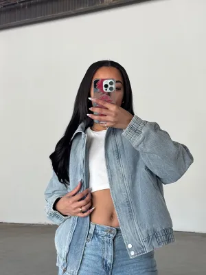 Christine Übergroße Denim Bomberjacke