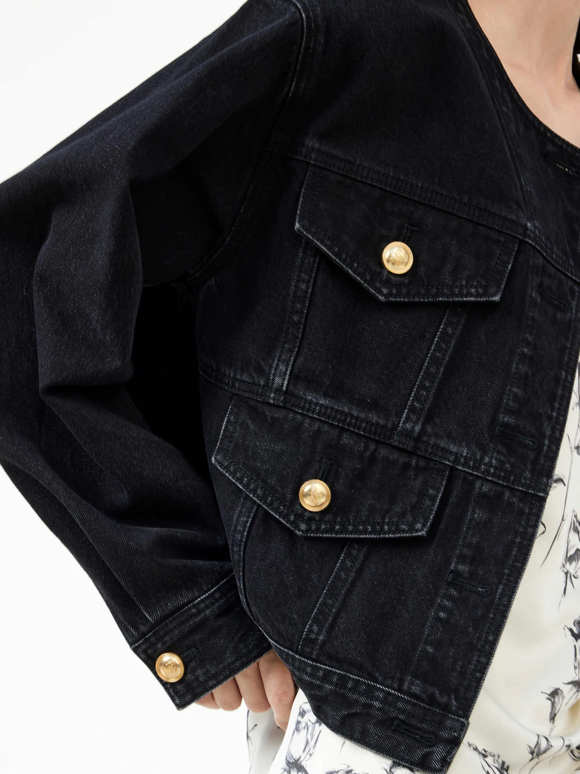 Kragenlose Baumwoll-Denim-Jacke