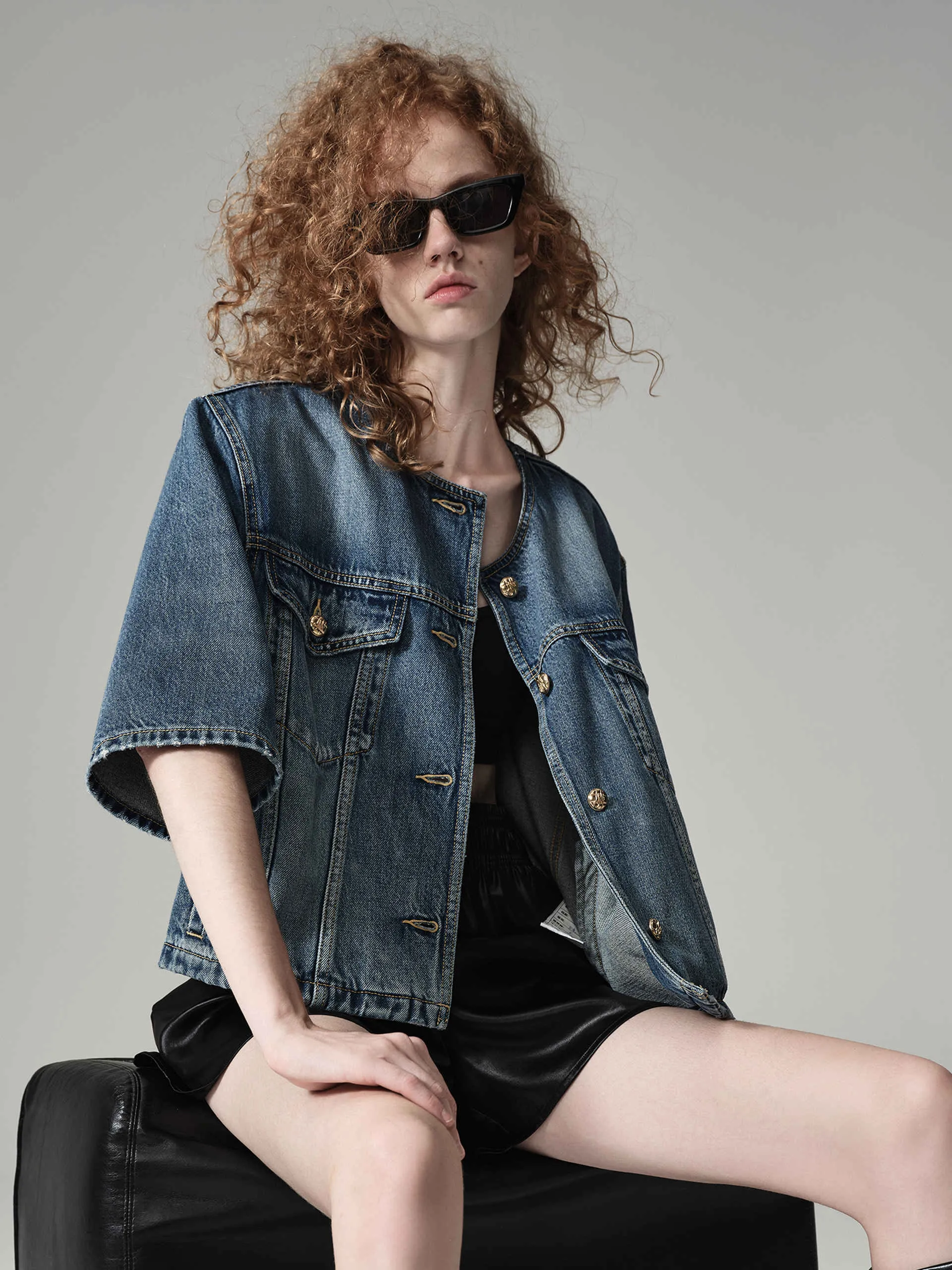 Kragenlose Denimjacke