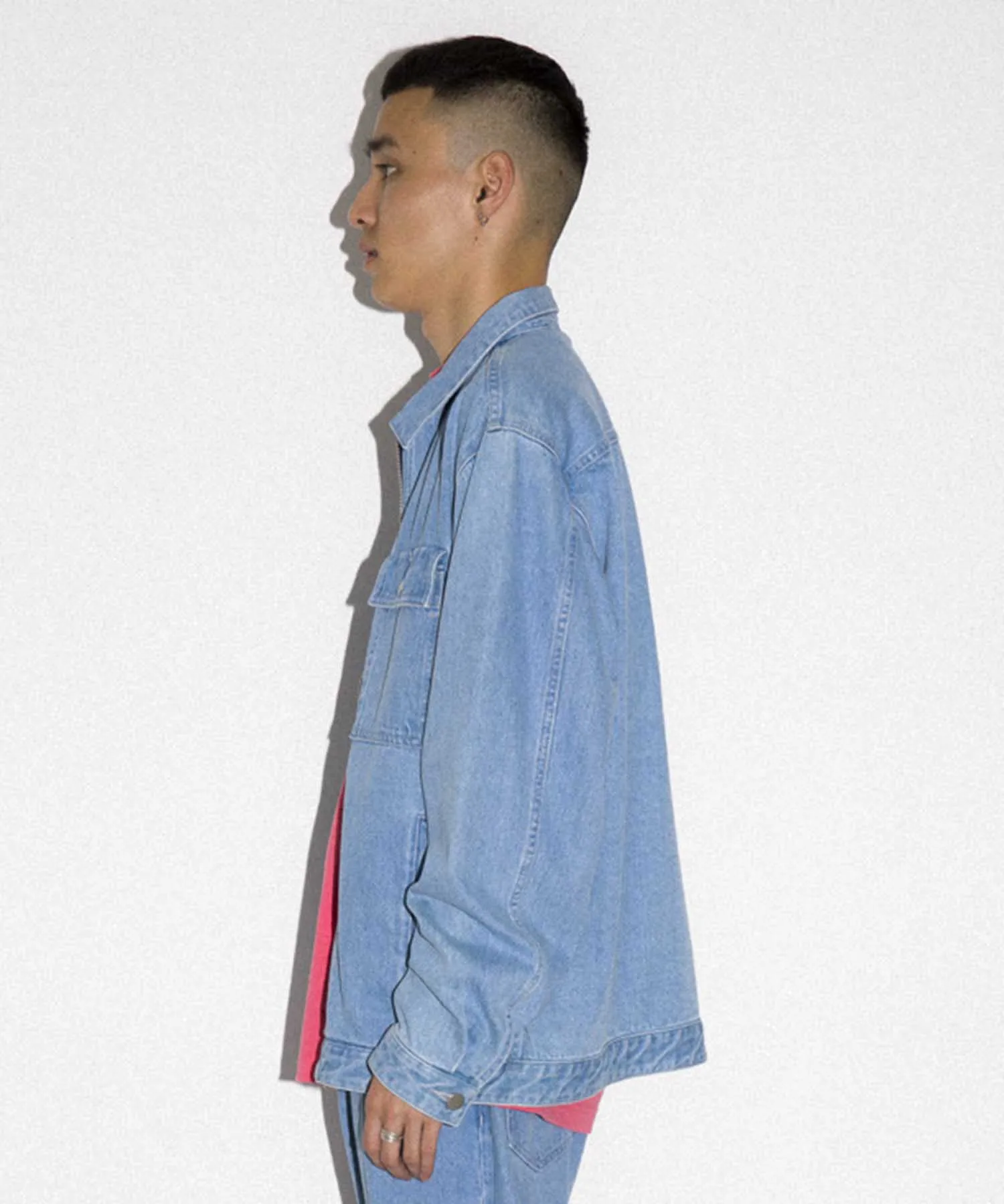 BESTICKTE DENIM-JACKE MIT REIßVERSCHLUSS