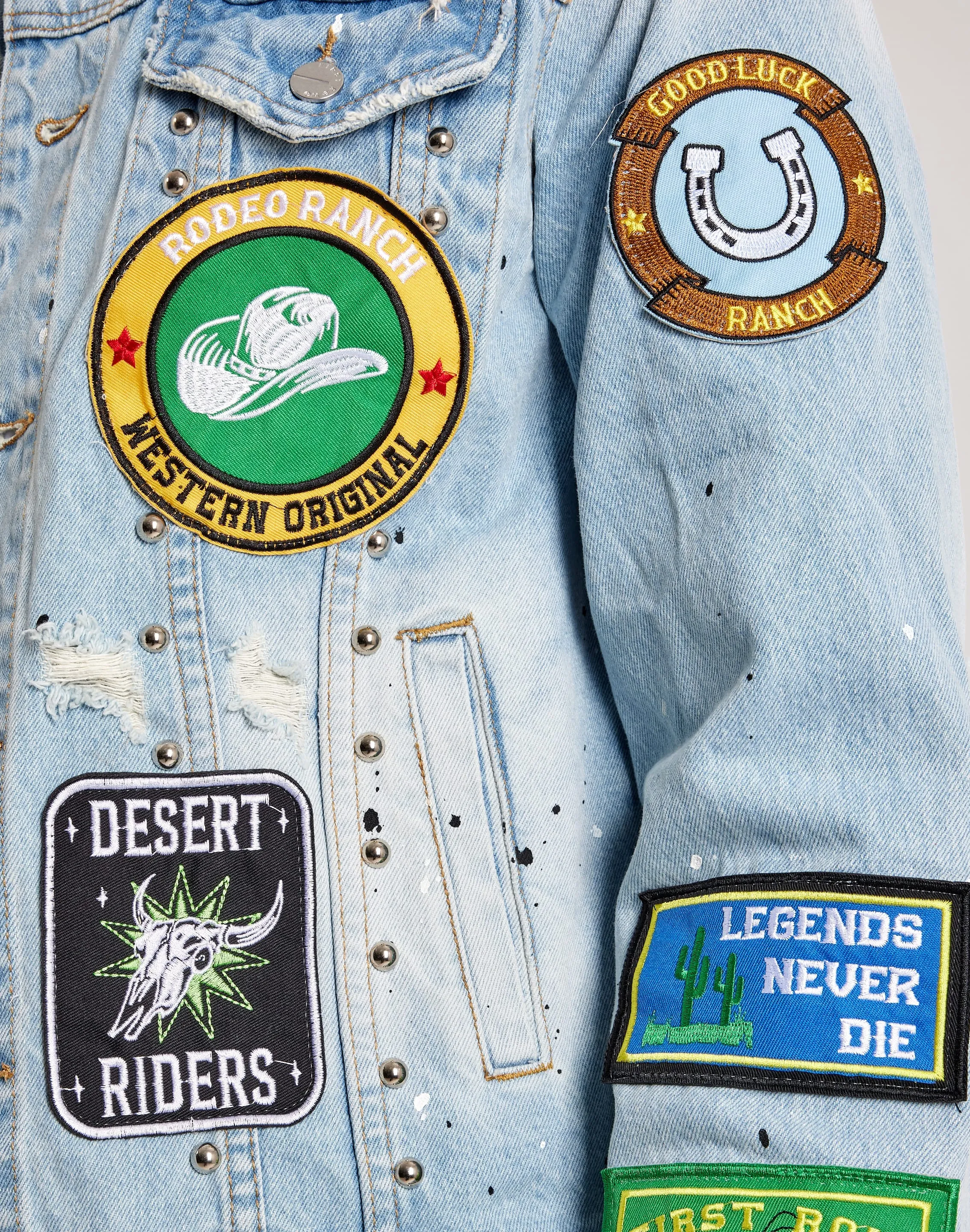 Erste Reihe Gewaschener Denim-Jacke