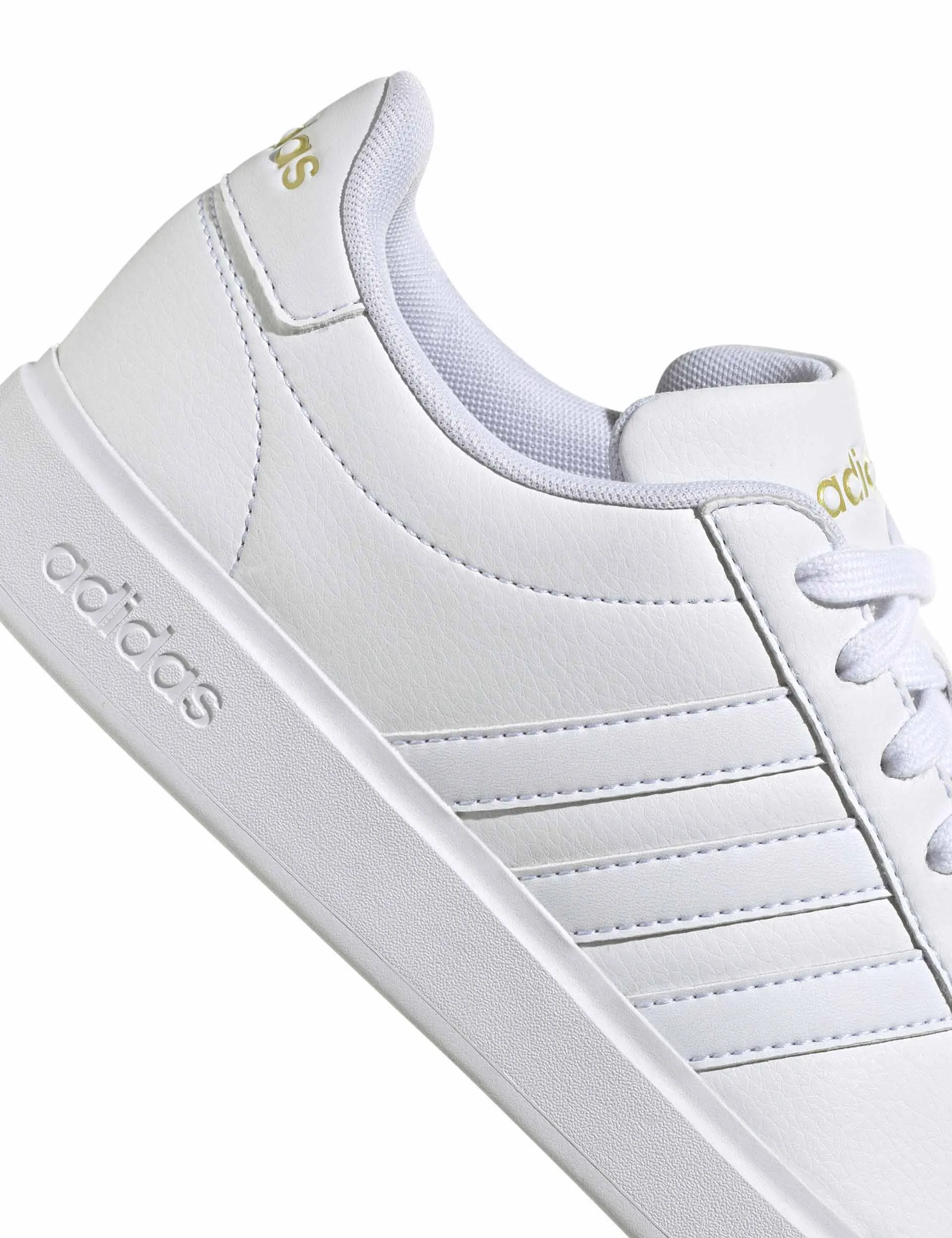 Grand Court 2.0 Schuhe - Wolkenweiß/Gold Metallic