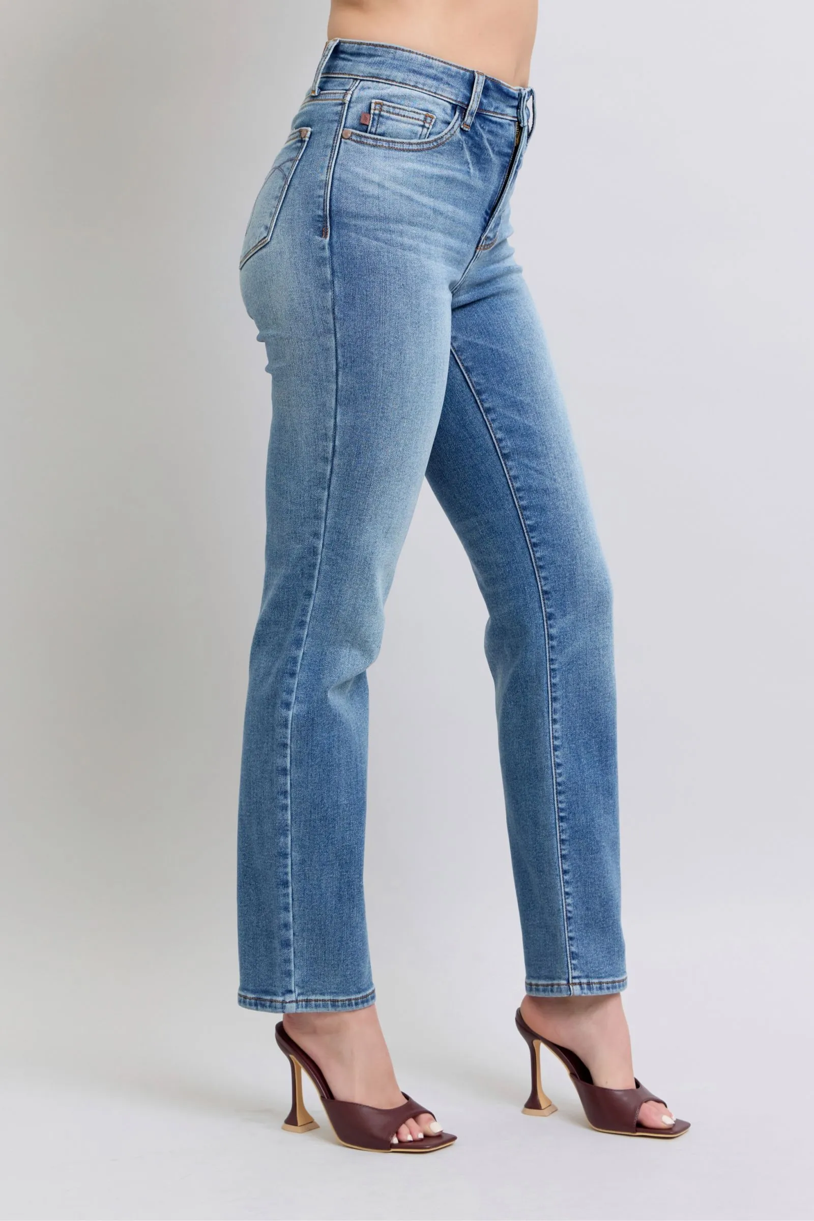 Judy Blue Vintage Wash Thermogerade Jeans in voller Größenauswahl