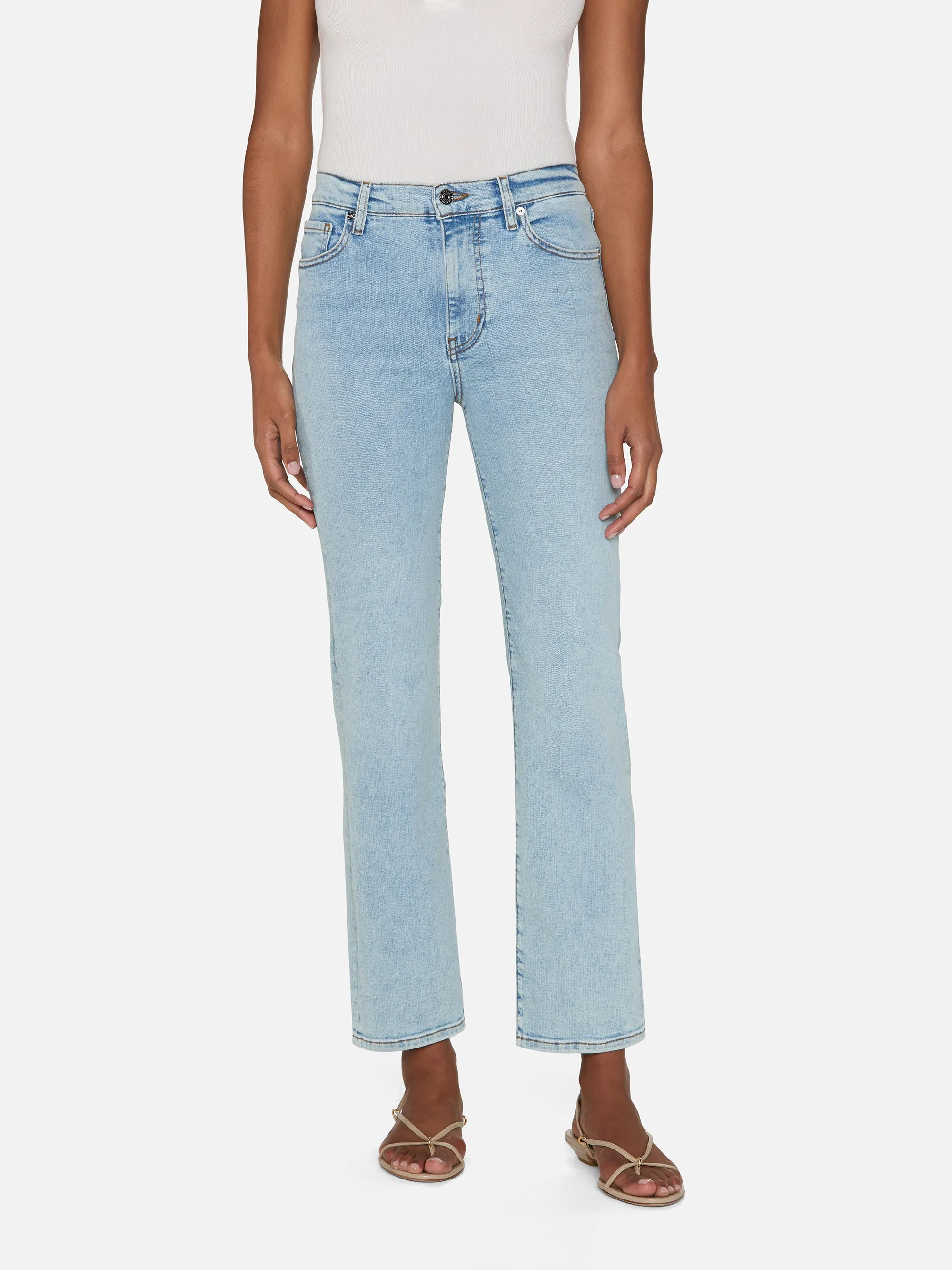 Le Sleek Straight -- Hommage