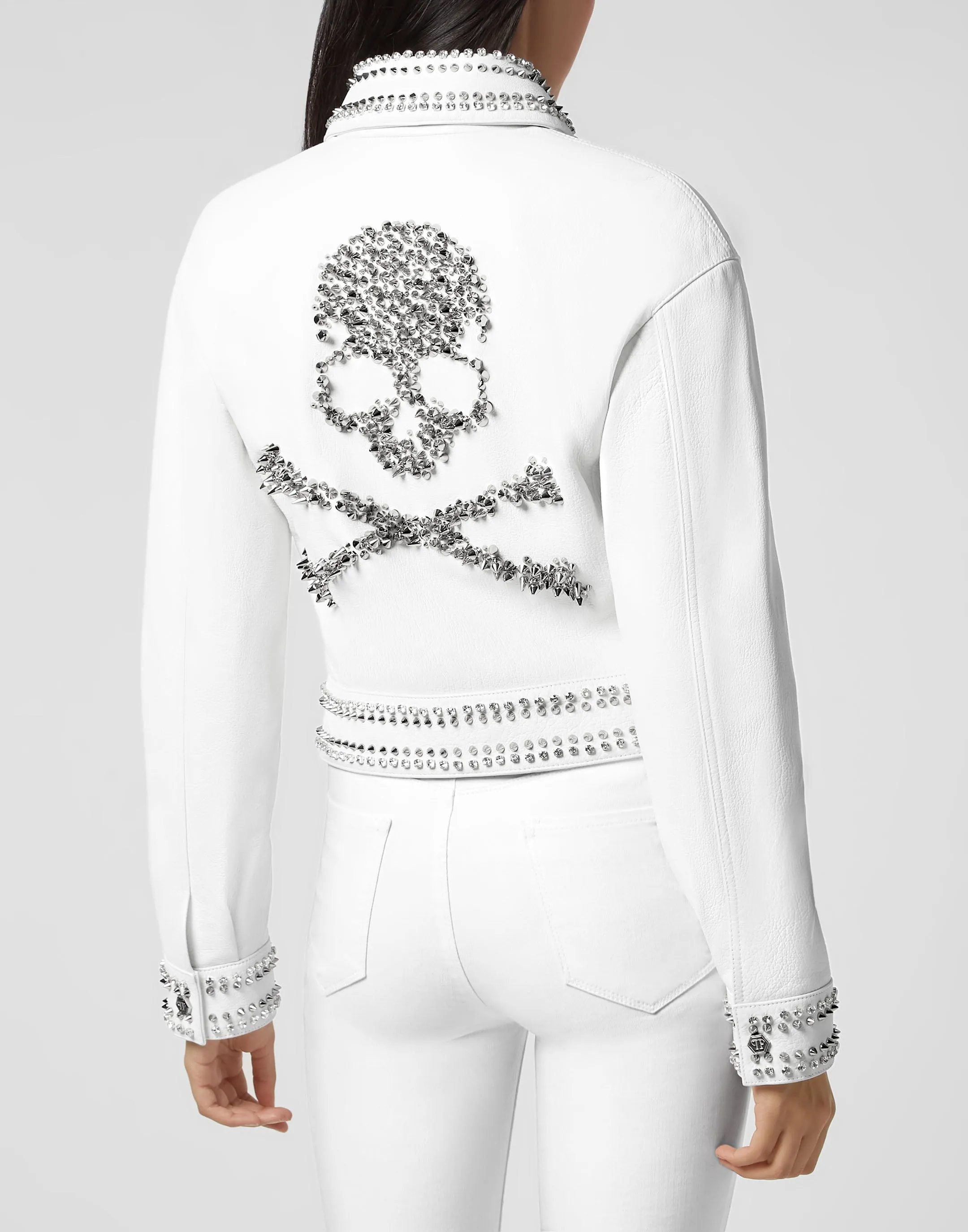 Lederjacke mit Nieten und Totenkopf