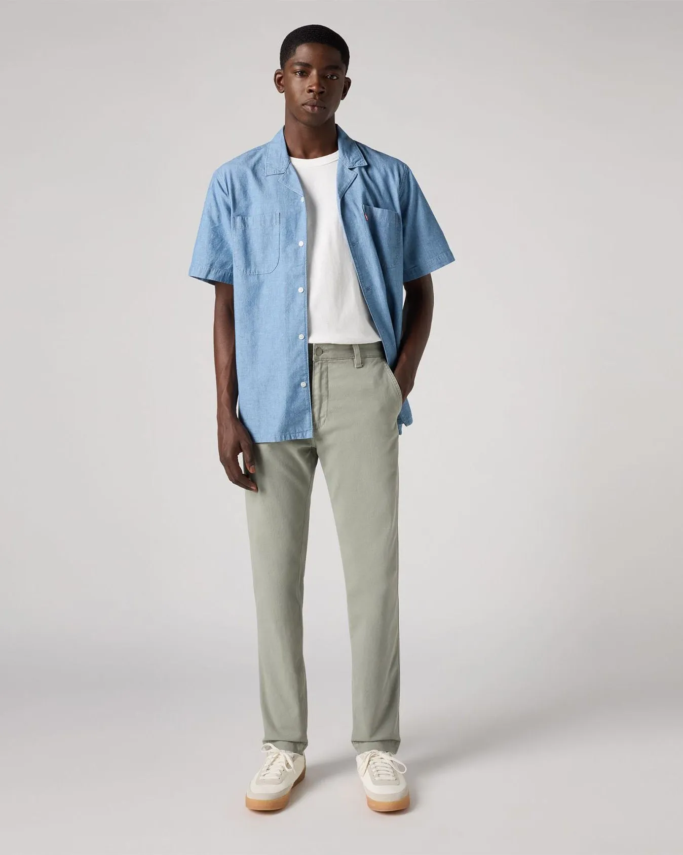 Levi's® XX Chino Standard II Regular Tapered Herren Chinos - Schattiger Grau GD