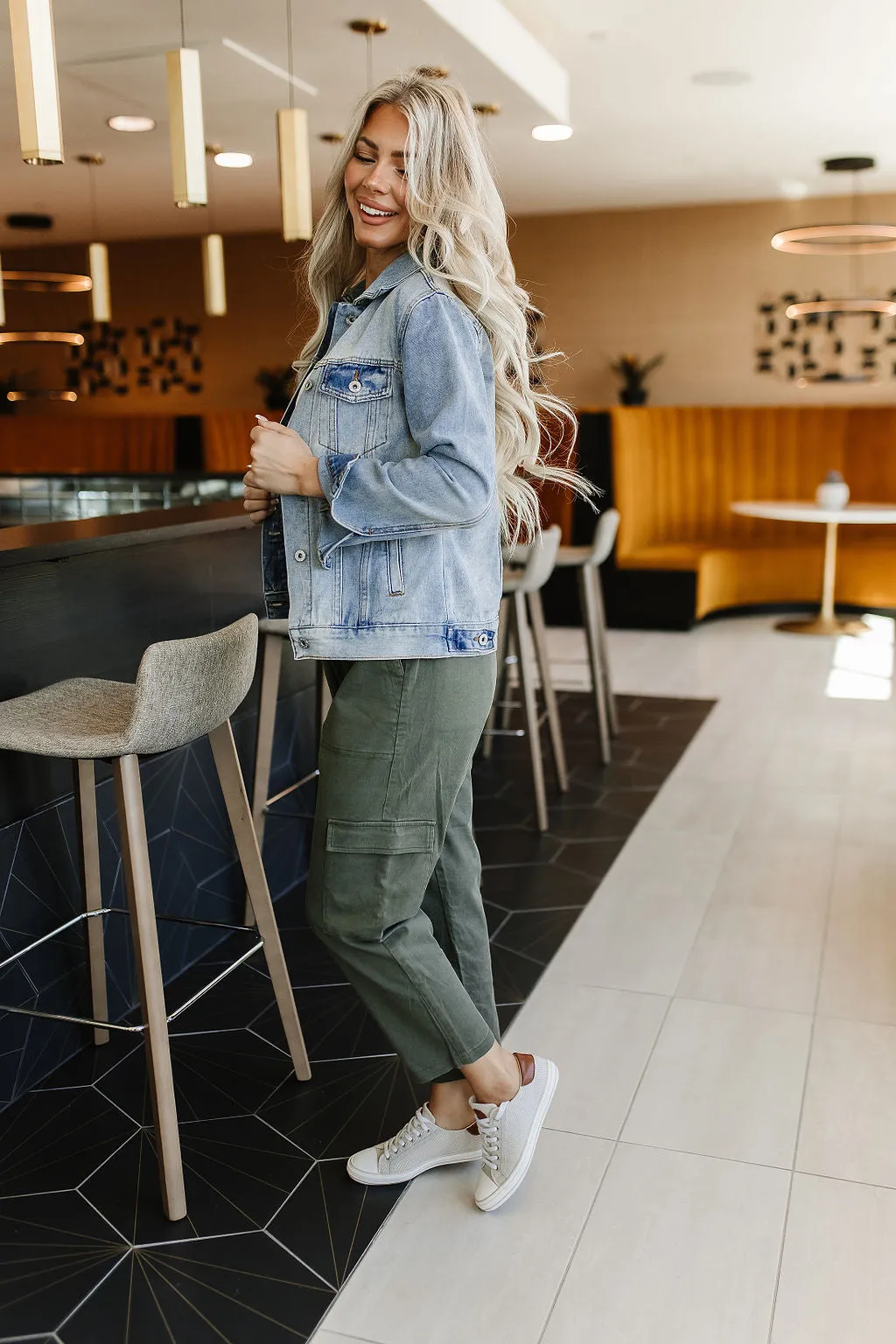 Hellgewaschene Denimjacke
