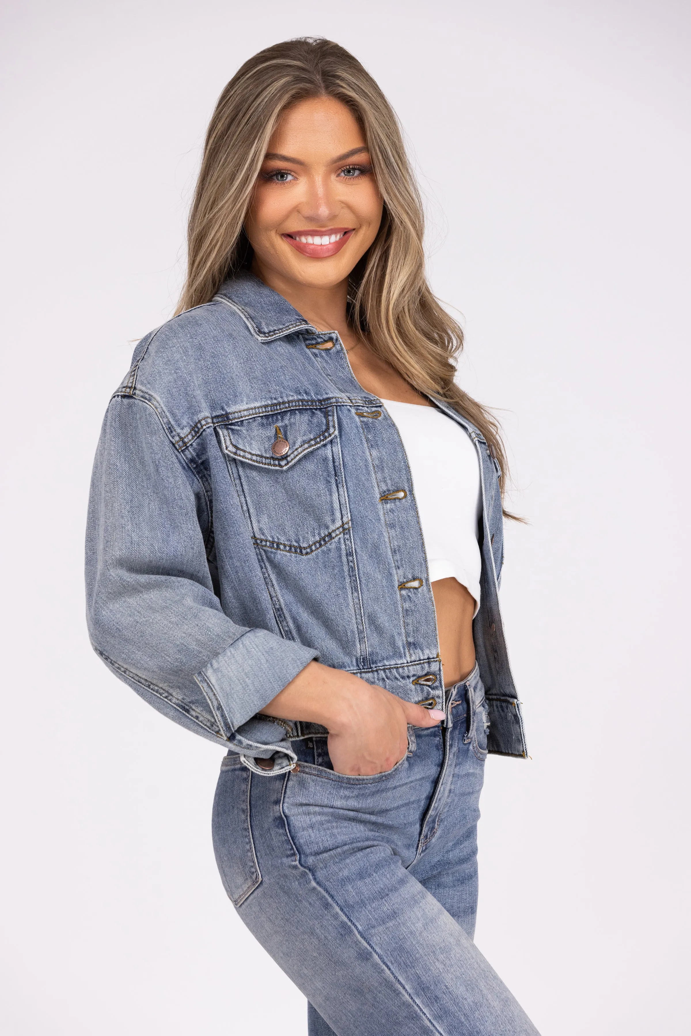 Look Out Damen Classic Cropped Denim Jacket * Endgültiger Verkauf*