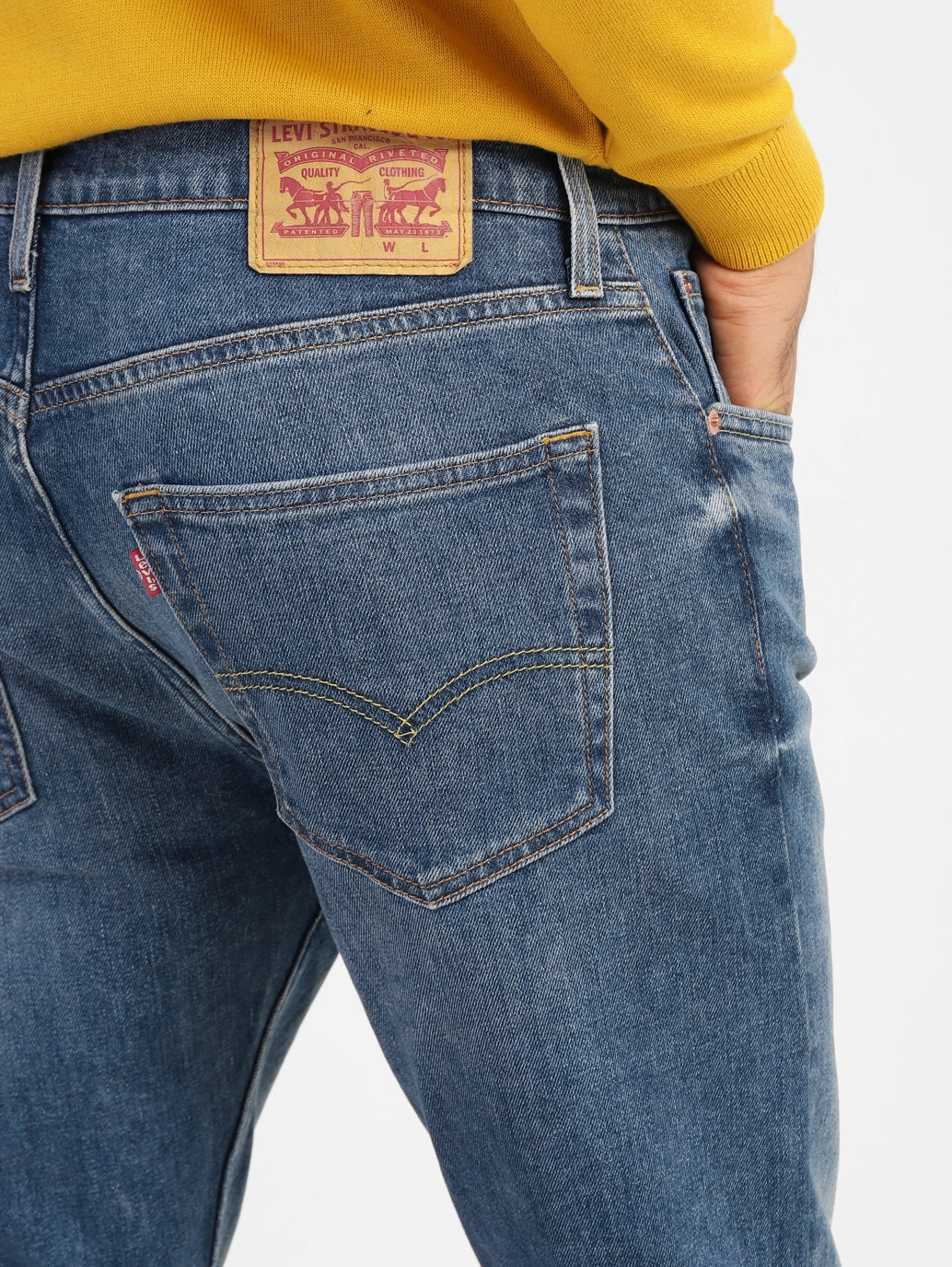 Men's 512 Blue Tapered Fit Mid Rise Jeans