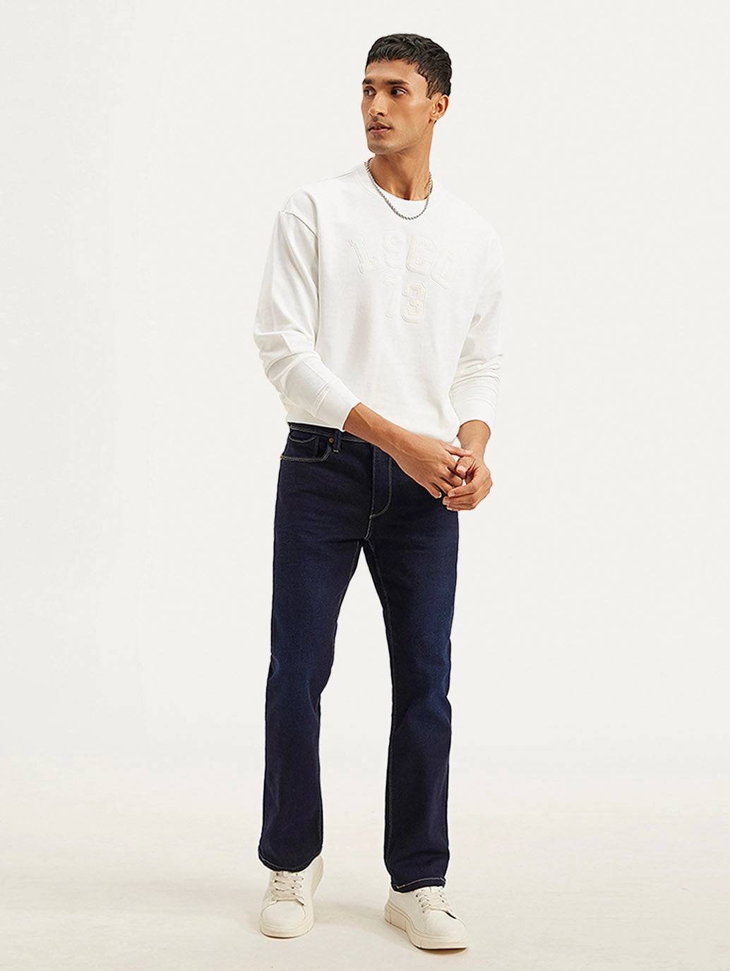 Herren 527 Navy Blue Bootcut Fit Mid Rise Jeans