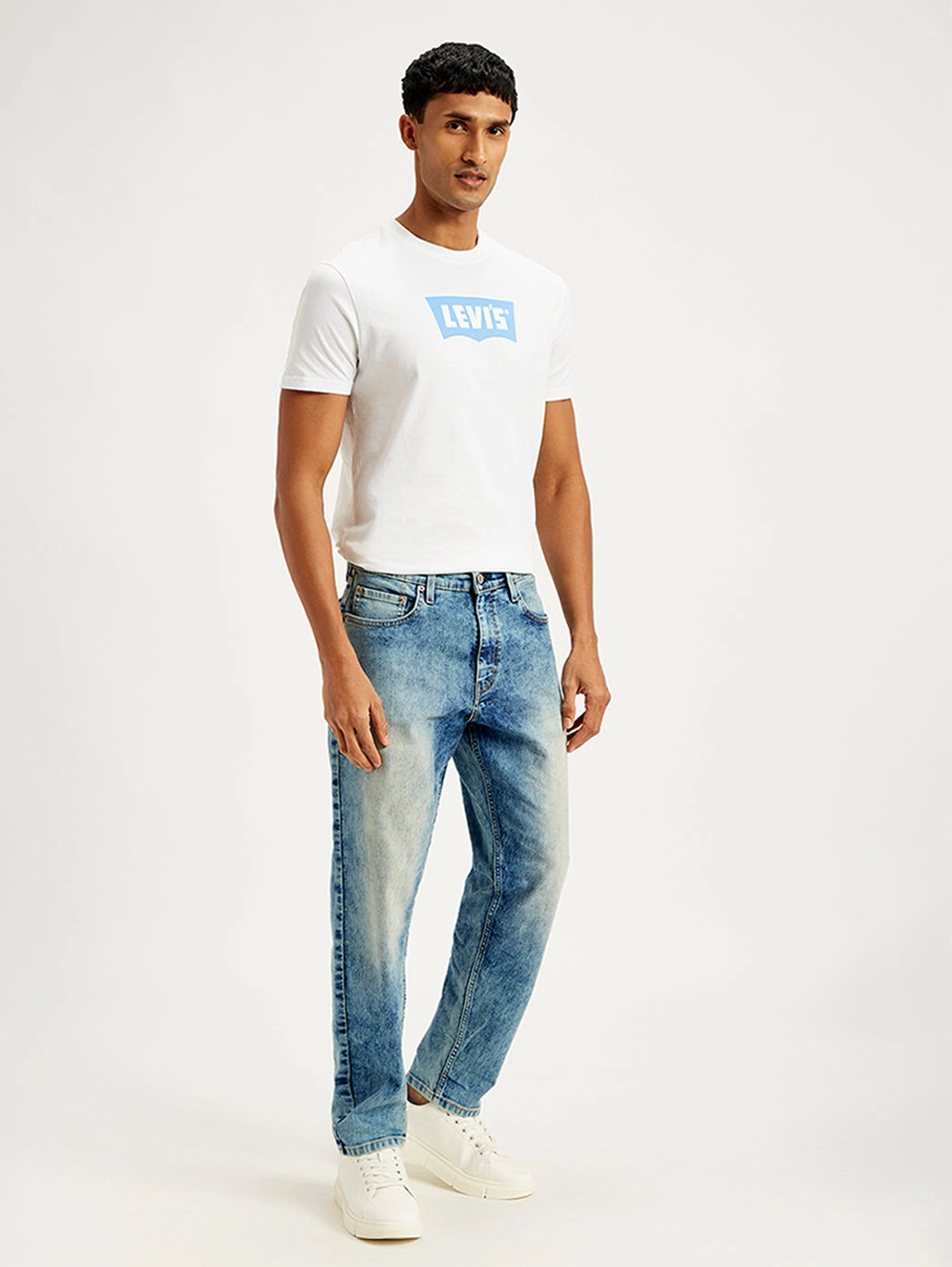 Men's 550 Blue Relaxed Fit Mid Rise Jeans