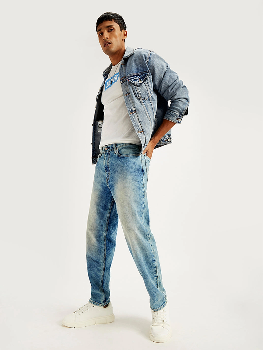 Men's 550 Blue Relaxed Fit Mid Rise Jeans