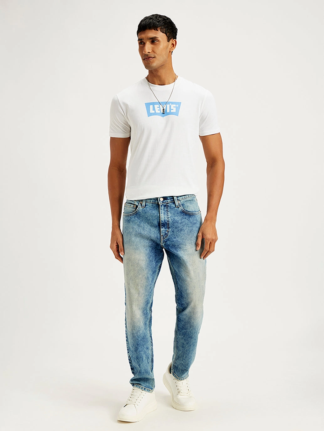 Men's 550 Blue Relaxed Fit Mid Rise Jeans