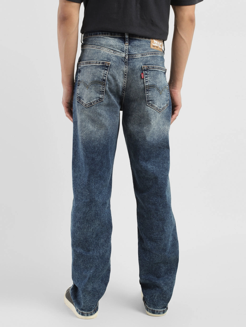 Men's 550 Blue Relaxed Fit Mid Rise Jeans