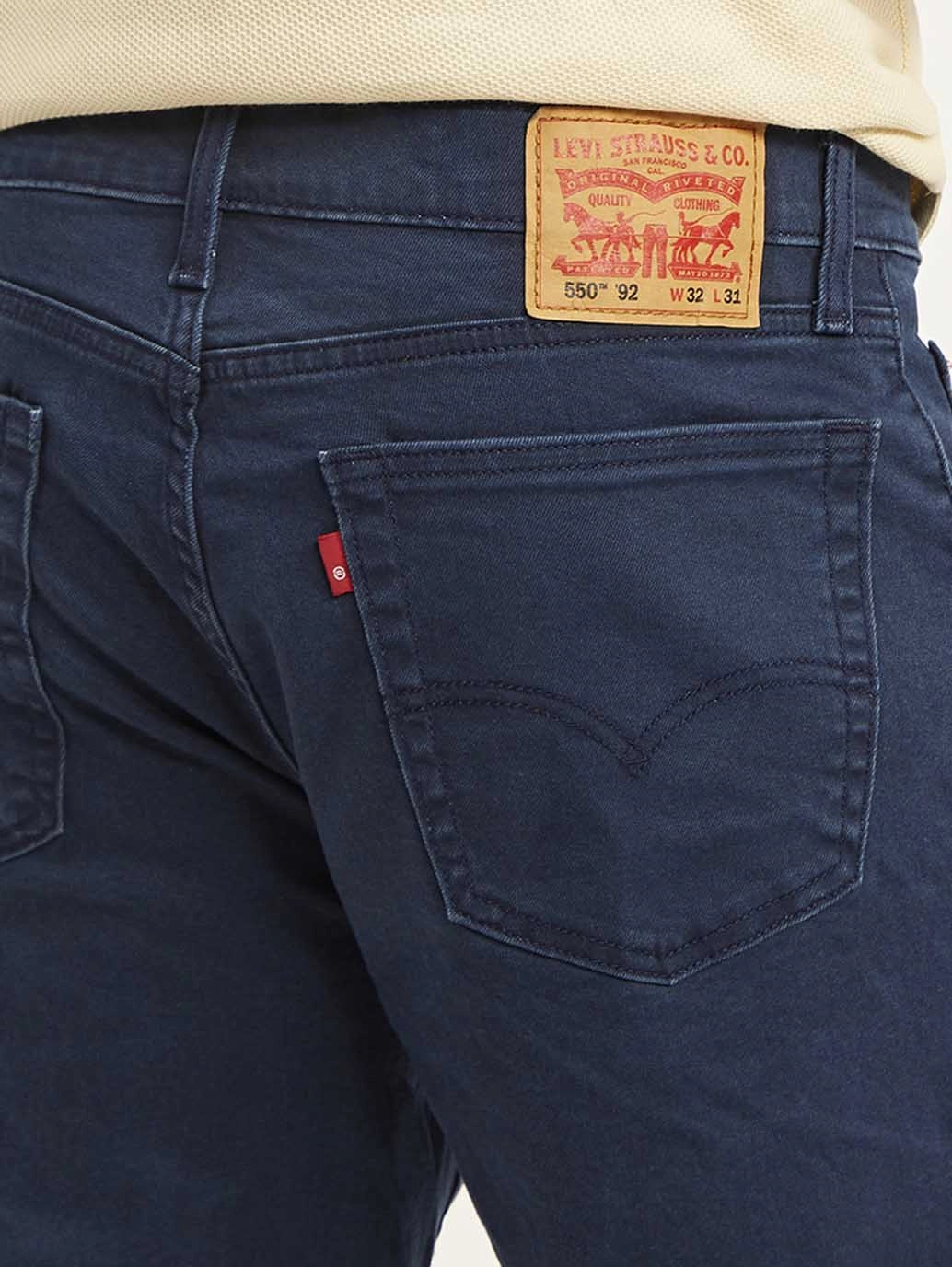 Men's 550 Dark Blue Relaxed Fit Mid Rise Jeans