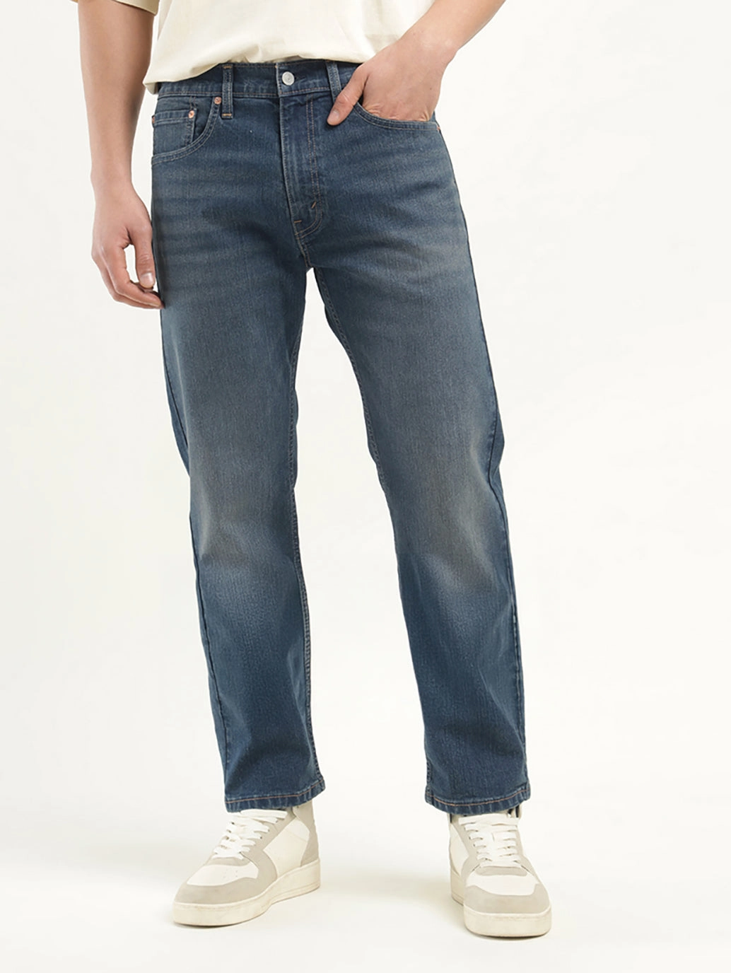 Men's 550 Indigo Relaxed Tapered Fit Mid Rise Jeans