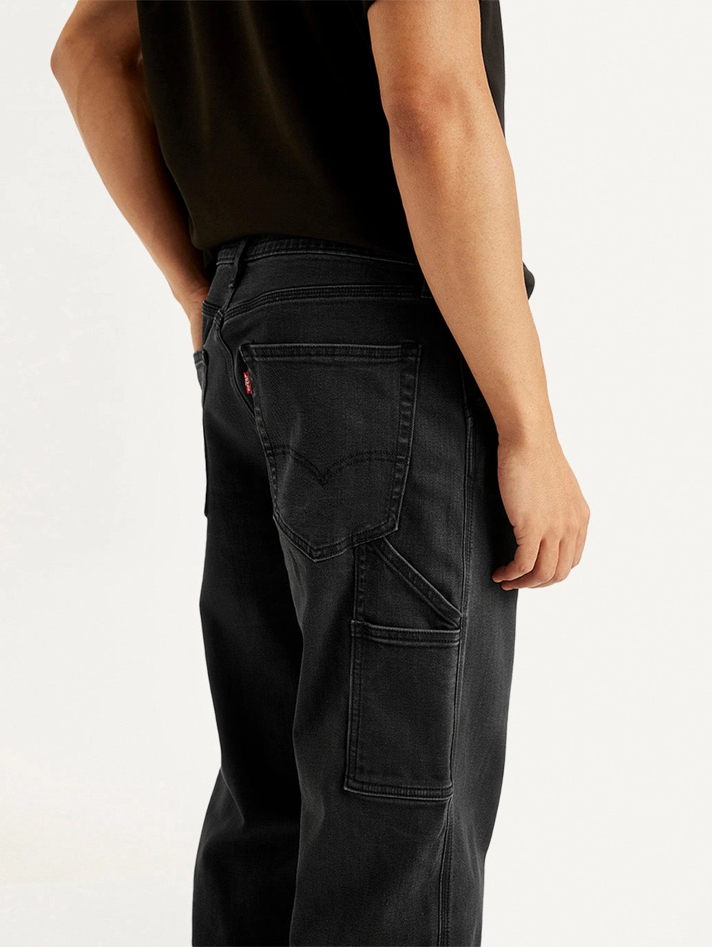Men's 568 Black Loose Fit Mid Rise Jeans
