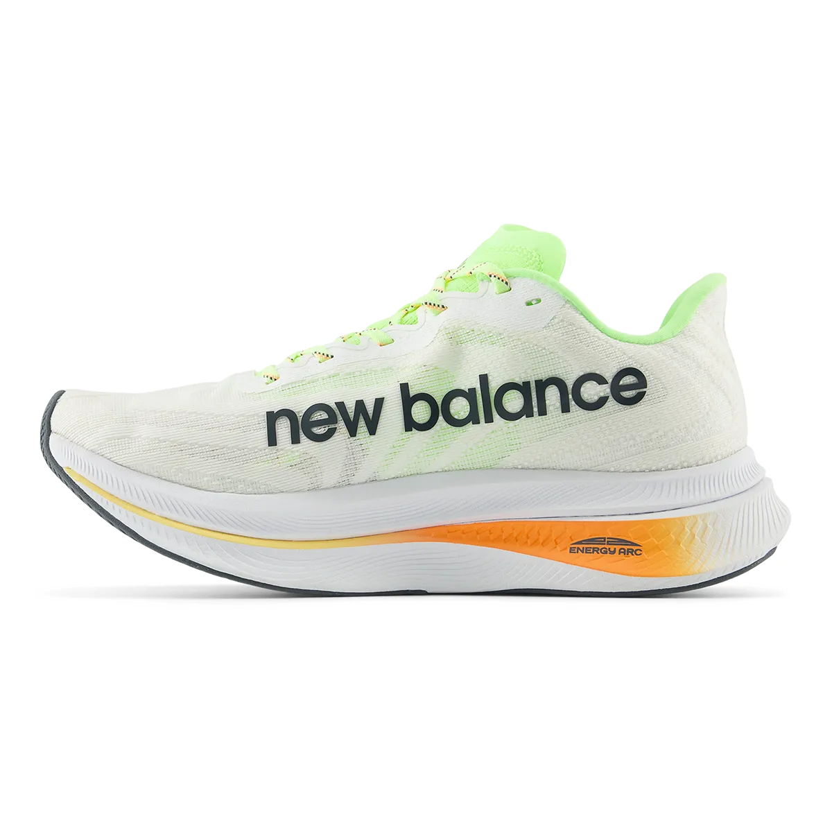 New Balance FuelCell SuperComp Trainer V2