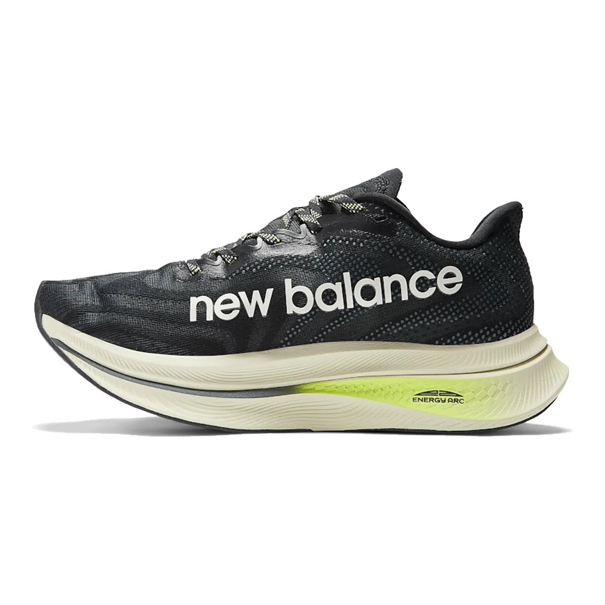New Balance FuelCell SuperComp Trainer V2