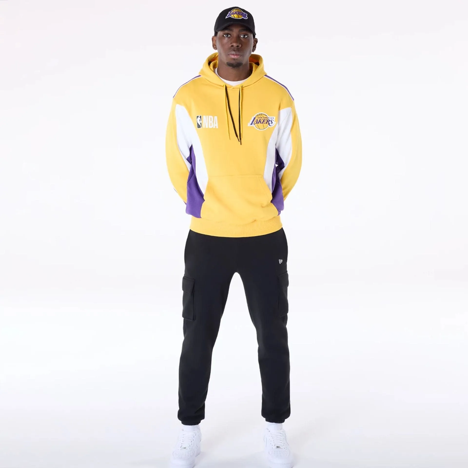 New Era Sweatshirts und Hoodies LA Lakers NBA Grafik Gelb Übergroßer Pullover Hoodie