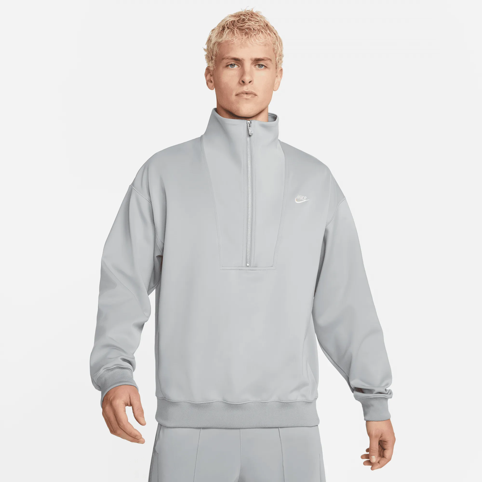 NIKE SW CIRCA (GRAU)