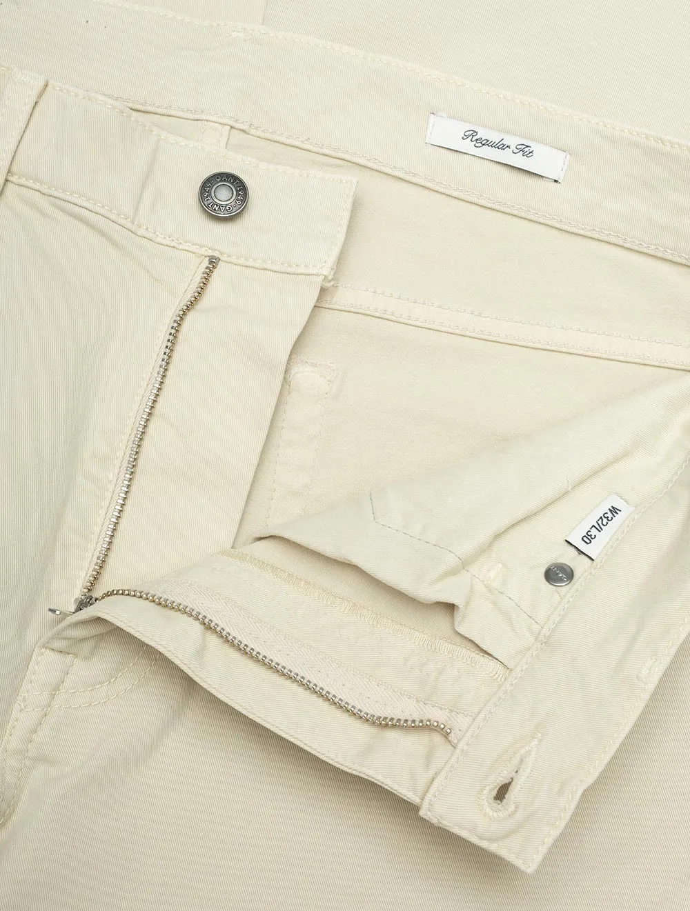 Reguläre Desert Jeans Seidenmatt Beige