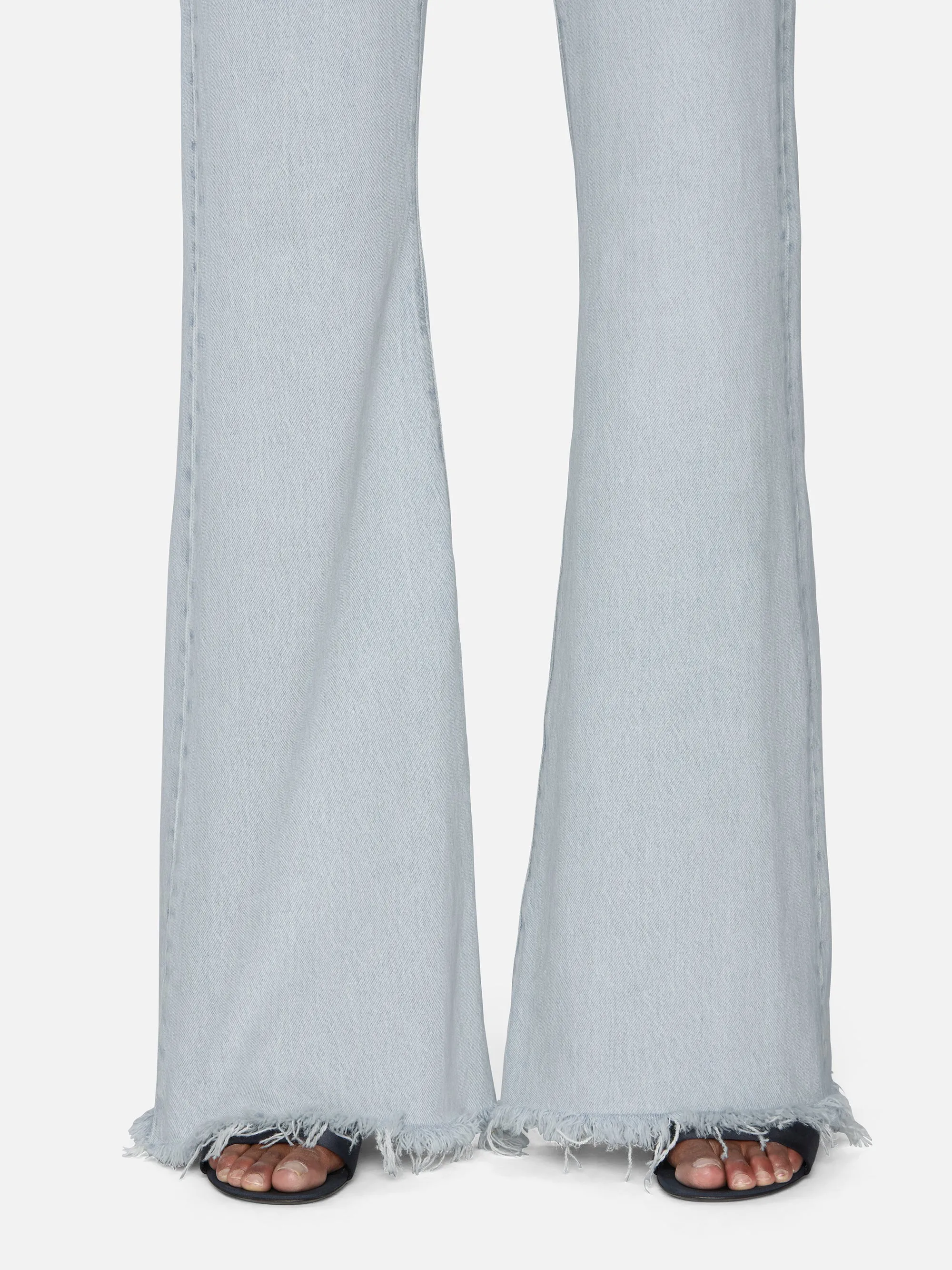 Der Lax -- Wisp Raw Fray