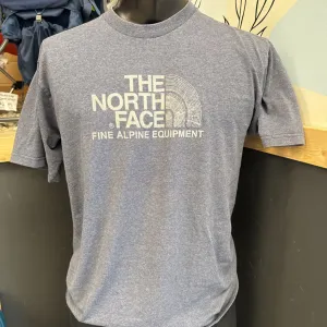 The North Face The North Face - Herren T-Shirt - UVP 55$: Grau-Herren-MD