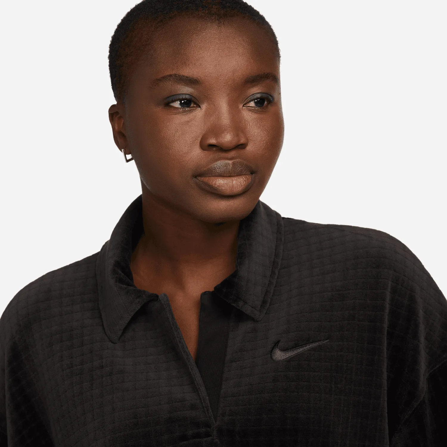 NIKE SPORTSWEAR VELOUR POLO FÜR DAMEN (SCHWARZ)